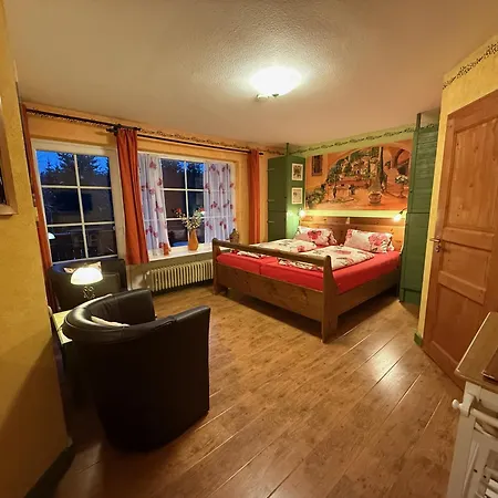Hotel Haus Sonneck 3*